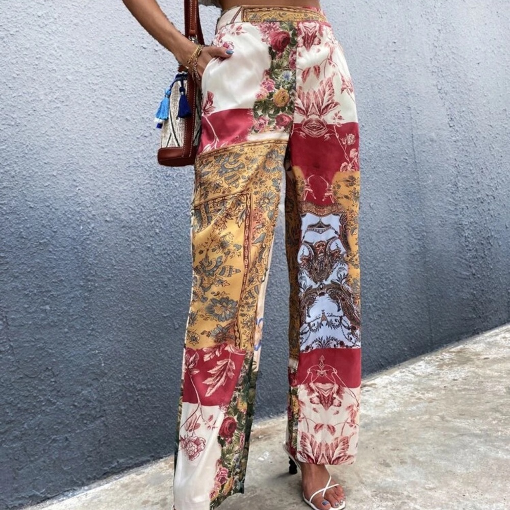 Floral print with elastic waist pants.